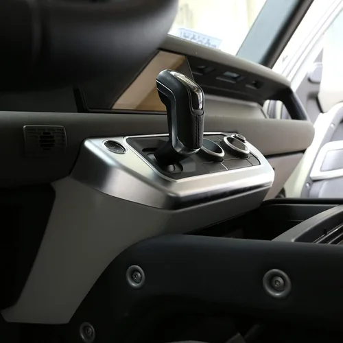 Vista 5 de Marco de botón de modo de aire acondicionado de control central ABS para Land Rover Defender 110 2020 Accesorios de coche (plata)
