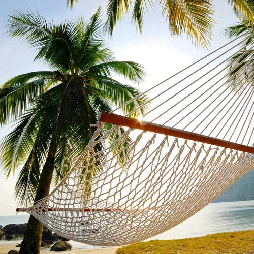 Vista 4 de Castaway Living - Hamaca doble tradicional tejida a mano con cuerdas de algodón, de 13 pies con cadenas de extensión, y ganchos para árboles gratis