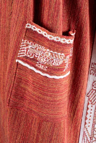 Vista 5 de CHEKANKA SAN Chaleco unisex KAN IvoryShedron Chaleco oversize de diseño mexicano con raíces étnicas