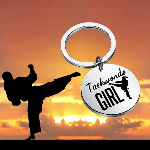 Vista 7 de MYOSPARK Llavero de Taekwondo, regalos para mujeres de taekwondo, regalos de artes marciales, regalos para amantes del taekwondo