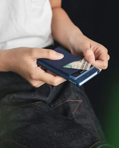 Vista 4 de VULKIT Card Holder with Money Pocket Pop Up Wallet RFID Blocking Slim Metal Bank Card Case Holds 5 Cards and Notes