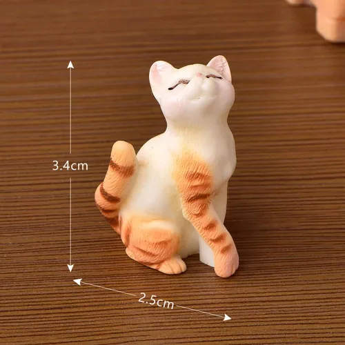 Vista 8 de Juego de 10 piezas de juguetes de personaje de gato Kawaii para decoración de tartas, figuras de gato, decoración de escritorio, regalo de Navidad