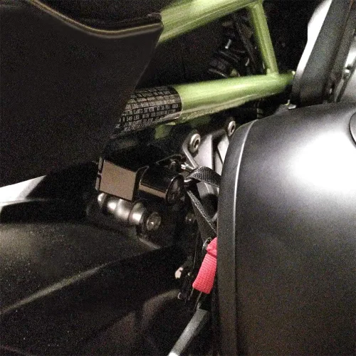 Vista 6 de Bloqueo de casco de motocicleta antirrobo combinación PIN bloqueo asegura para Z900 2017-2019