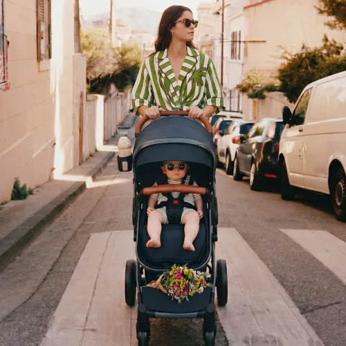 Vista 3 de INFANS Cochecito de bebé 2 en 1, plegable de alta absorción de impactos con asiento reversible, cuna convertible para recién nacido, estructura