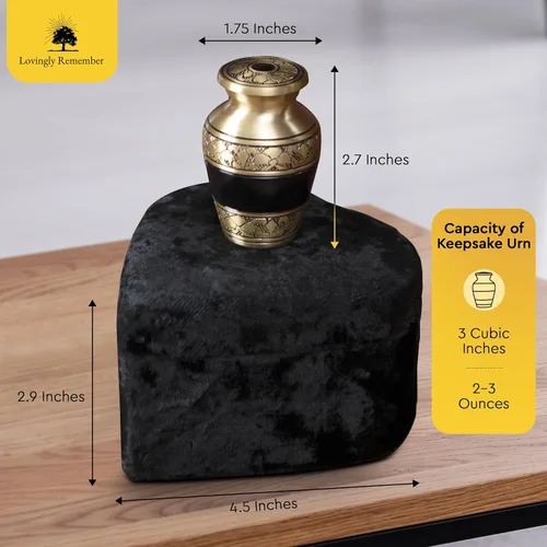 Vista 4 de Mini urnas para cenizas humanas de recuerdo – Caja de latón dorado y terciopelo de chenilla con forma de corazón