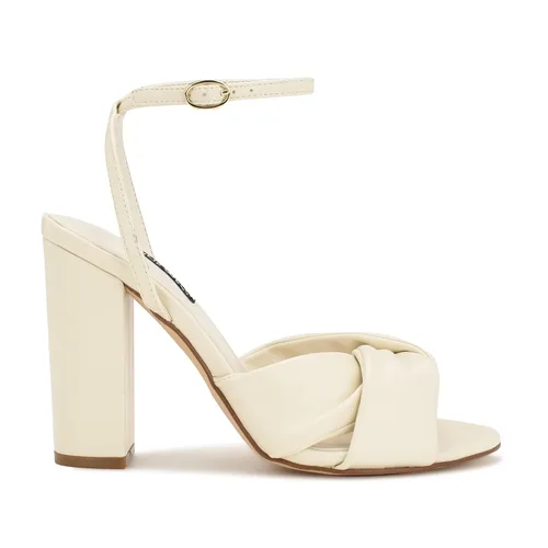 Vista 5 de NINE WEST Larisa 3 Chic Crema 7.5 M, Crema (Chic cream)