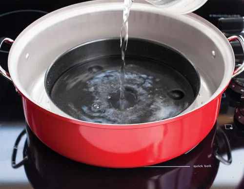 Vista 8 de Nordic Ware Ahumador de Hervidor para Estufa, Tamaño Completo, Rojo