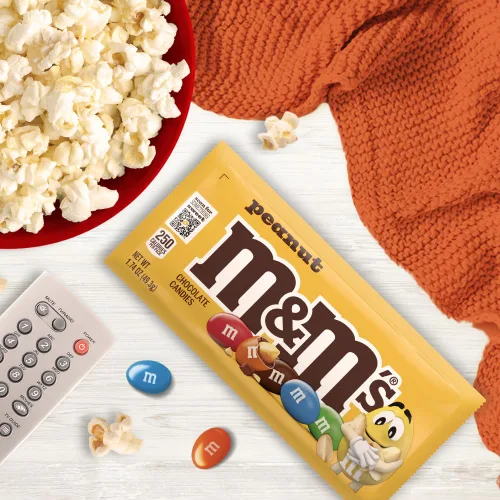 Vista 8 de M&M'S Caramelo de maní, bolsa de cacahuetes de chocolate con leche, 1.74