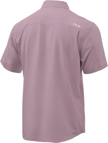 Vista 14 de HUK Men's Tide Point Kc Scott Original Artwork Short Sleeve Shirt, Fishing Button Down Negro