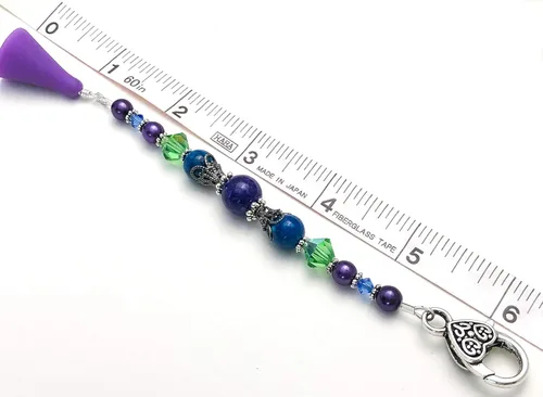 Vista 3 de Beaded Scissor Fob Jewelry with Tip Cover