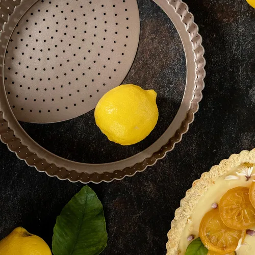 Vista 3 de HAPPIELS - Sartén antiadherente de 9 pulgadas para tartas con fondo extraíble Lata de tarta y quiche estriada libre de PFOA y BPA, no tóxica