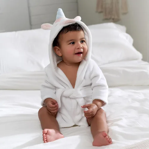 Vista 2 de Gerber Unisex Baby Hooded Animal Character Bathrobe