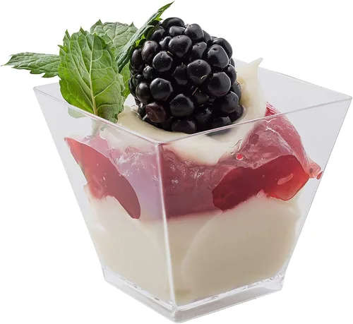 Vista 3 de Tosnail Paquete de 100 vasos de postre de plástico transparente de 2 onzas con 100 cucharas de postre, tazas cuadradas de aperitivo de parfait