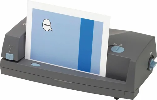 Vista 4 de GBC Perforadora/grapadora eléctrica, 2-3 agujeros, centros ajustables, capacidad de 24 hojas, gris, modelo 3230ST (7704280)