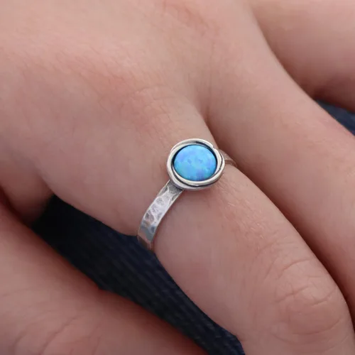 Vista 38 de Anillo de plata de ley con piedras preciosas para mujer, anillo apilable de piedra martillada, anillo de piedra natal