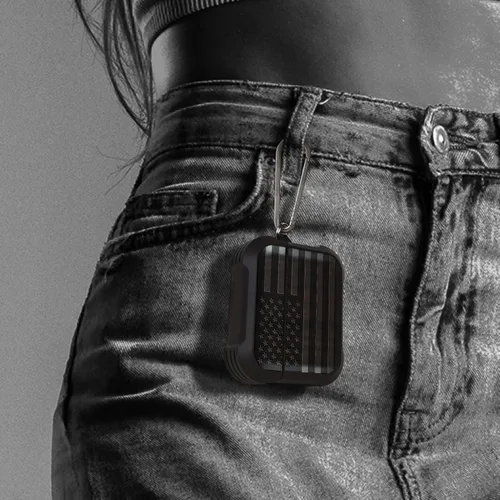 Vista 6 de Carveit - Funda de madera maciza para AirPods Pro 2, bandera estadounidense, color negro