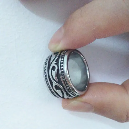 Vista 4 de Anillos de acero inoxidable para hombre vintage Biker banda celta ancha tamaño 7-15