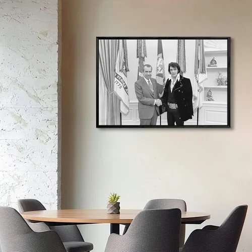 Vista 2 de Lienzo con marco flotante para pared, foto vintage de Elvis Presley Meeting Richard Nixon, 24 x 16 pulgadas Elvis Presley Reunión Richard Nixon