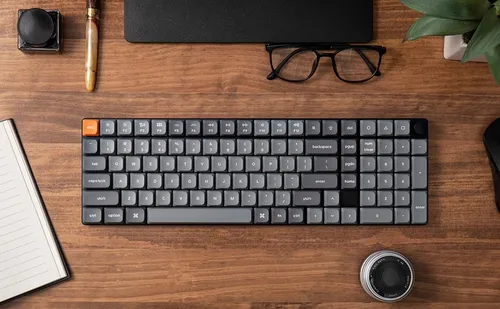 Vista 8 de Keychron K17 Max 96% Layout QMKLauncher Teclado mecánico con cable ultra delgado inalámbricotipo C con retroiluminación RGB, interruptor rojo