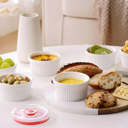 Vista 9 de Dafuceramic Ramequines con tapas, de 8 onzas, color blanco, creme Brulee, moldes de cerámica aptos para horno, juego de 6 natillas de porcelana
