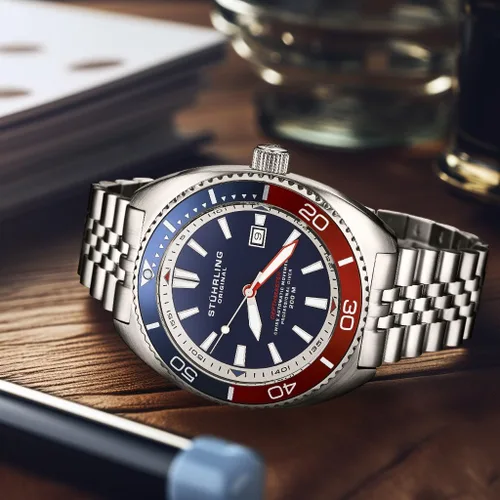 Vista 3 de Stuhrling Reloj suizo automático de buceo de 1.772 in con caja y pulsera de acero inoxidable giratorio bisel unidireccional resistente al agua