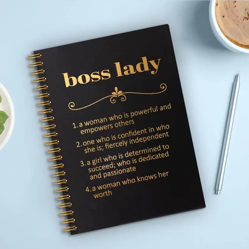 Vista 4 de Boss Lady - Cuadernos de tapa dura de 160 páginas en espiral, regalo de agradecimiento, regalo de agradecimiento, regalo de jubilación, regalo