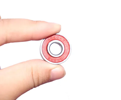 Vista 3 de FGen 100pcs Motor de bajo ruido dedicado 608RS Skateboard Bearing Fingertip Gyro Special Bearing (rojo)