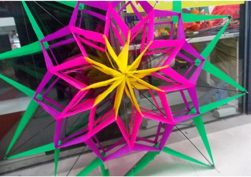 Vista 3 de SM SunniMix Cometa tridimensional 3D hermosa flor color cometa hecha a mano mosca para los muchachos