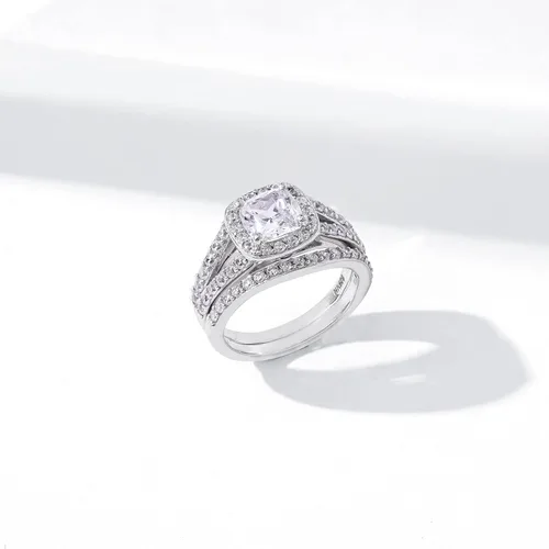 Vista 5 de Tienda Essentials Anillo de plata de ley chapado en platino con circonita cúbica Infinite Elements (anteriormente colección Tienda)