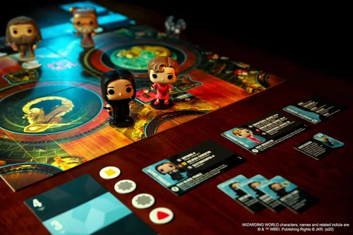 Vista 4 de Funko Games POP! Funkoverse: Harry Potter 102 - Juego de expansión estándar - Juego de mesa de estrategia ligera para niños y adultos
