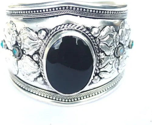 Vista 7 de Pulsera ajustable de acero inoxidable chapado en argencio de ónix negro Joyería bohemia de Nepal, Piedra, Ónix