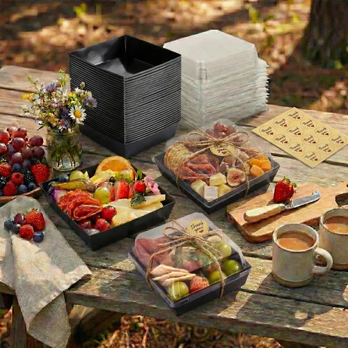 Vista 5 de Leafiew Paquete de 50 Cajas Pequeñas de Charcutería con Tapas Transparentes - Caja Mini de Charcutería de Papel Para Llevar, Envases Desechables