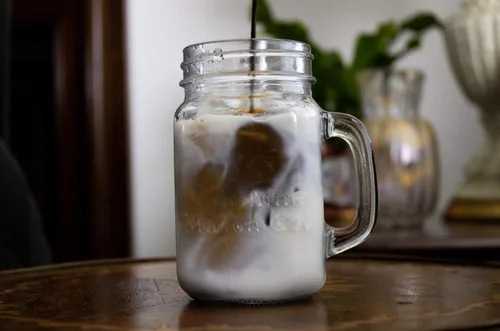 Vista 3 de Mason Jar - Tazas de vidrio con asas, tamaño de pinta (16 onzas, 16.0 fl oz), boca regular, 6 piezas