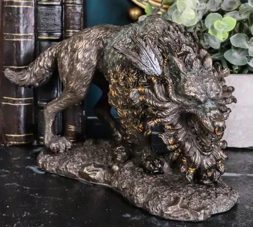 Vista 6 de Ebros Gift Figura vikinga de mitología nórdica Fenrir Wolf God Slayer de Odin de 8.25 pulgadas de largo, figura de lobo gigante de Vánagandr poética