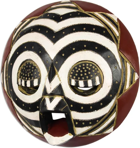 Vista 3 de NOVICA Máscara de madera africana hecha a mano en blanco y negro de Ghana 'Round Zebra