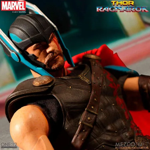 Vista 2 de Mezco Toys One: 12 Collective: Figura de acción Marvel Thor Ragnarok