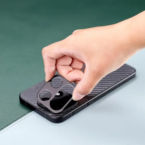 Vista 4 de Ibywind Protector de pantalla para OnePlus 15 5G, 2 unidades, vidrio templado de dureza 9H y protector de lente de cámara, con marco de alineación