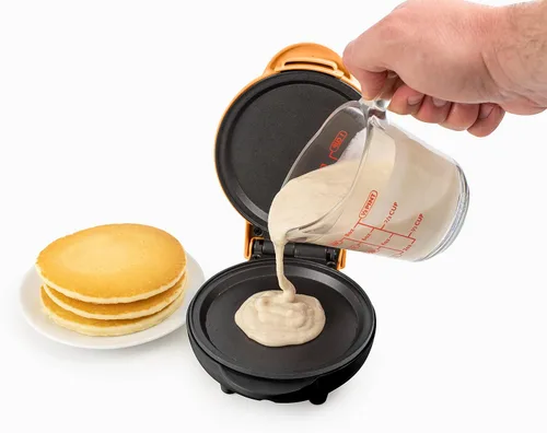 Vista 6 de Nostalgia MyMini - Plancha eléctrica personal, plancha antiadherente perfecta para dietas keto y bajas en carbohidratos, huevos, tortitas