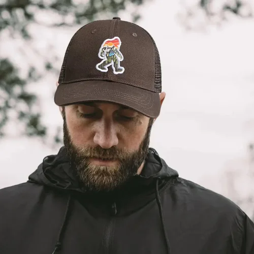 Vista 6 de Gorra de cuero de malla Bigfoot para hombre, gran cierre de Snapback, sombrero Sasquatch para caza y senderismo