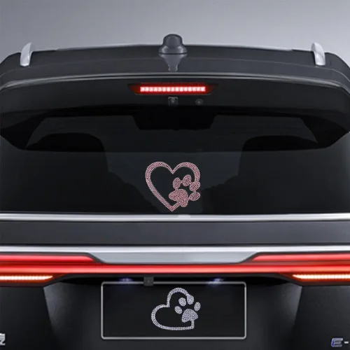 Vista 2 de Calcomanía con estampado de corazón de pata de perro, decoración de automóvil con diamantes de imitación, lindo estampado de pata de perro
