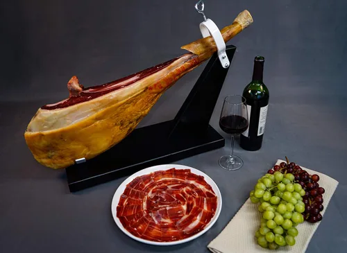 Vista 4 de Jamón ibérico de Bellota rebanado a mano (2 oz). Sin gluten por Fermin