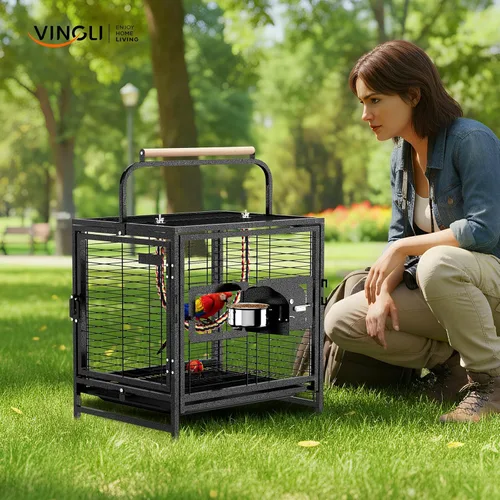 Vista 9 de VINGLI Jaula para pájaros pequeños, jaula de viaje de 19 pulgadas con asa, jaula de periquitos de hierro forjado con perca de madera para loros