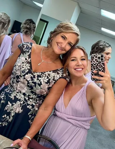 Vista 8 de Bordado cuello en V vestidos de madre de la novia para boda 2025 encaje gasa maxi formal madre novio vestido con aberturas