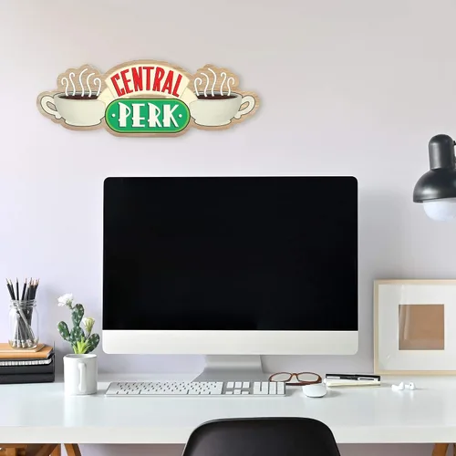 Vista 5 de Open Road Brands Friends Central Perk Coffee - Decoración de pared de madera de café - Del exitoso programa de TV - Letrero grande de Central Perk