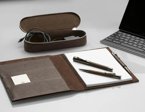 Vista 3 de Graf von Faber-Castell Base de aceite Classic Collection Granadilla Platinum Coating 145533