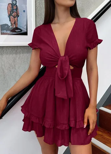Vista 2 de PRETTYGARDEN - Mini vestido de verano con vuelo para mujer. Vestido corto acampanado con cuello en V y manga corta con volantes en la parte delantera