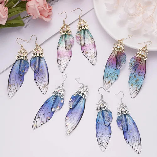 Vista 5 de BELLA-Bee - Aretes colgantes de alas de mariposa chapados en oro con cristal y diamantes de imitación, joyería para mujeres y niñas, joyería