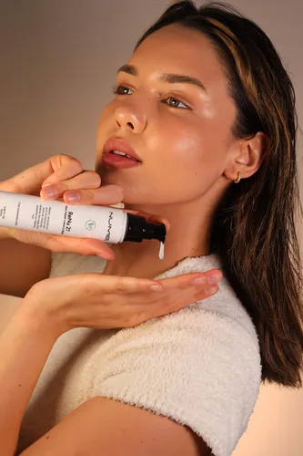 Vista 4 de ReNu21 Nano Repair - Máscara sin enjuague Tratamiento de mascarilla capilar sin enjuague para reparar el cabello seco o dañado Crecimiento