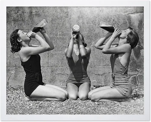 Vista 29 de Poster Master Póster Vintage Fotografiado - Impresión Deportiva Retro - Regalo para Artista, Amigo - Niñas Fumando, Cancha de Tenis, Pausa