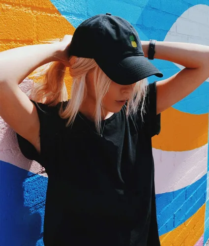 Vista 3 de Riot Society Sombrero de papá ajustable bordado para hombre